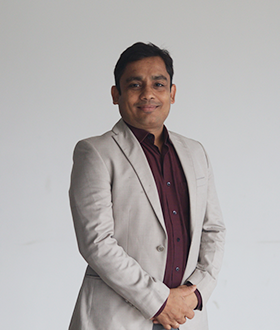 Dr. Daniel Michal Khan