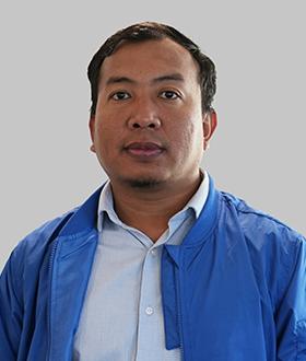 Dr Salam Nandakishor